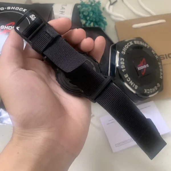 Design S26.A Smartwatch Black and Beige Smartwatches - 94
