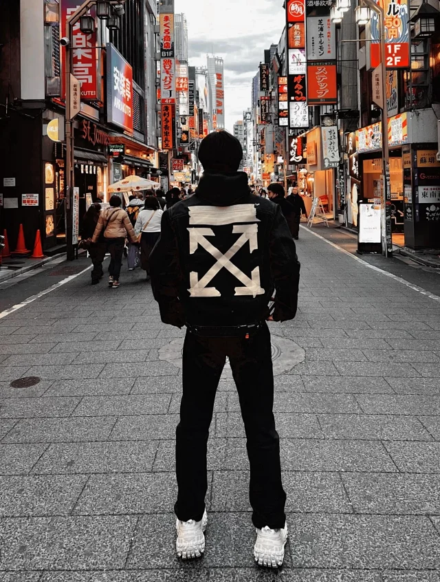 Off-White Jackets Arrow Print Denim Jacket product detail image 13