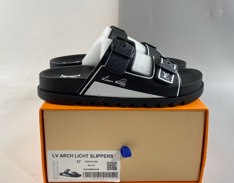 Dynamic Youth Slippers photo 7