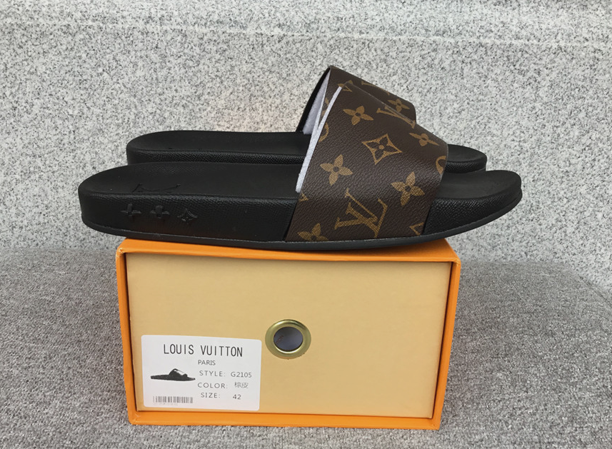 Dynamic Youth Slippers photo 2