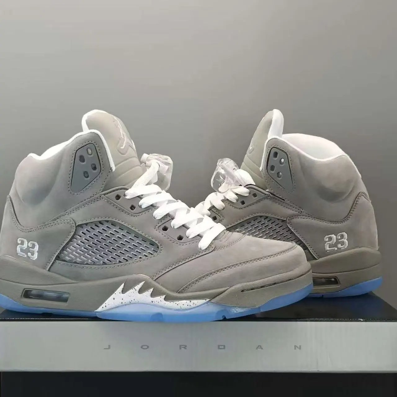 Qiao 5 Racing Men's and Women's Sports Versatile Basketball Shoes