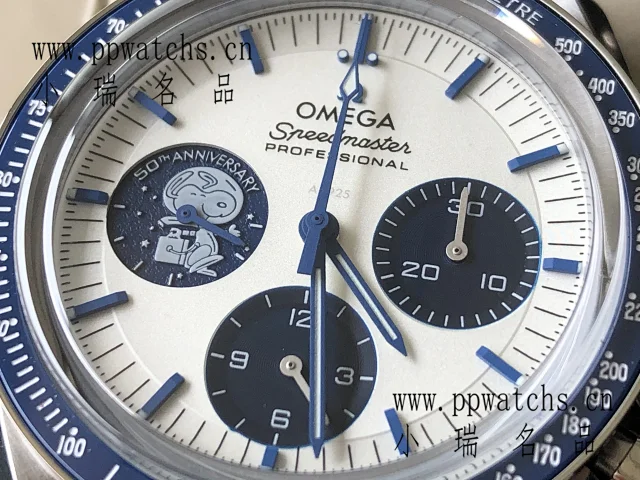 欧米伽史努比奖”50周年纪念腕表