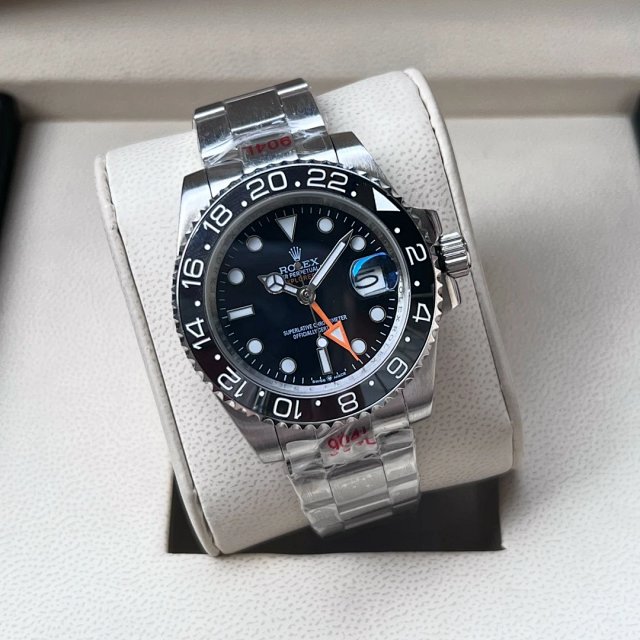Rolex Watch: seller detail photo 1