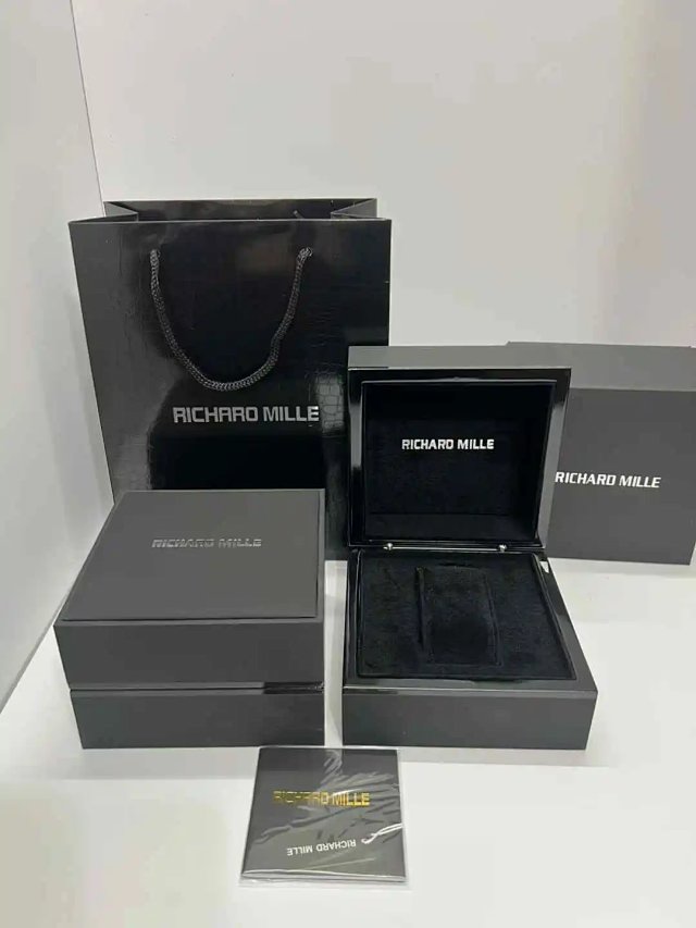 Richard Mille Watch Box: seller detail photo 4