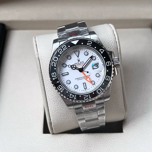 Rolex Watch: seller detail photo 2