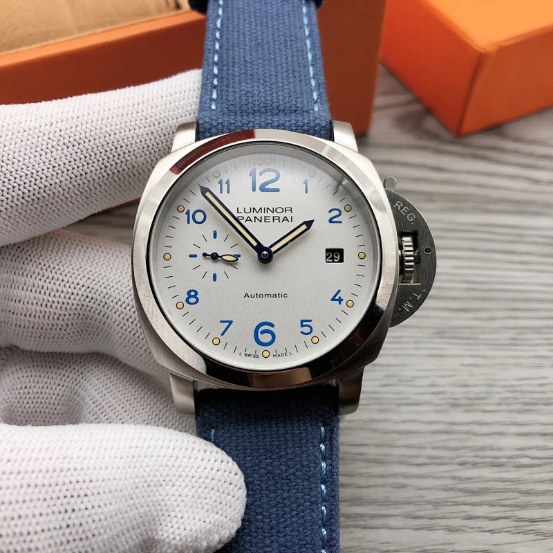 Watch from Yongwan