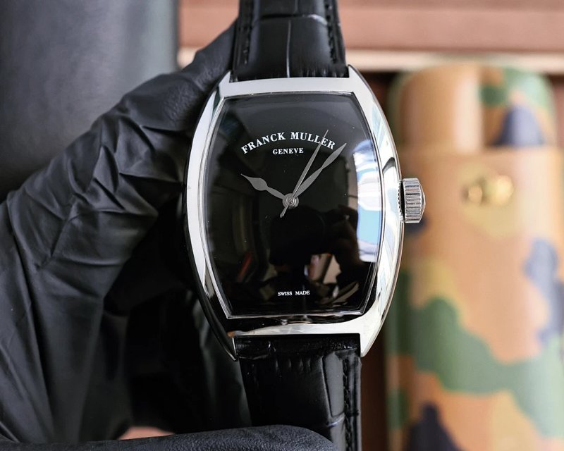 Watch from Yongwan