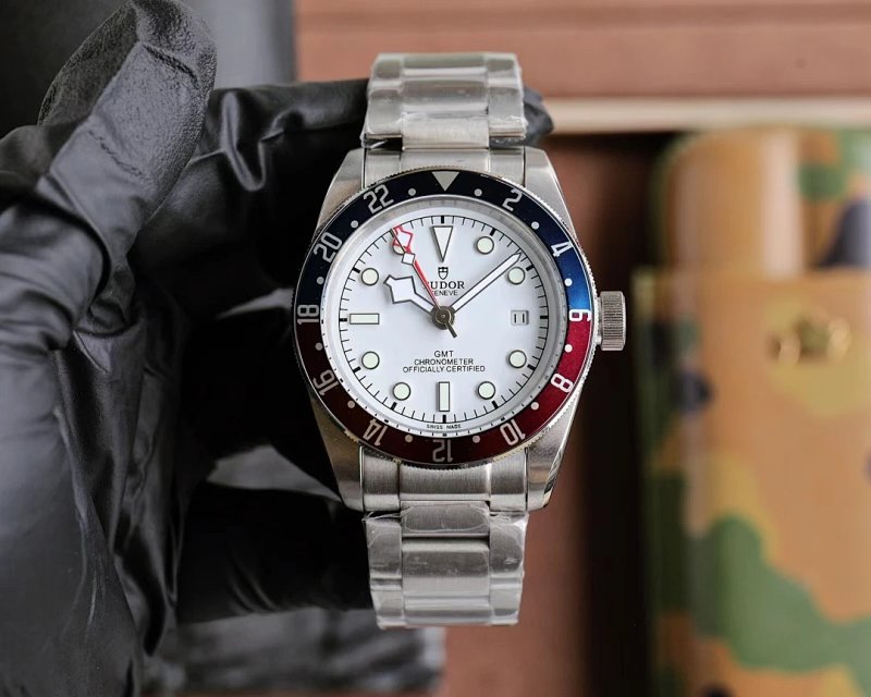 Gmt 42mm Watch