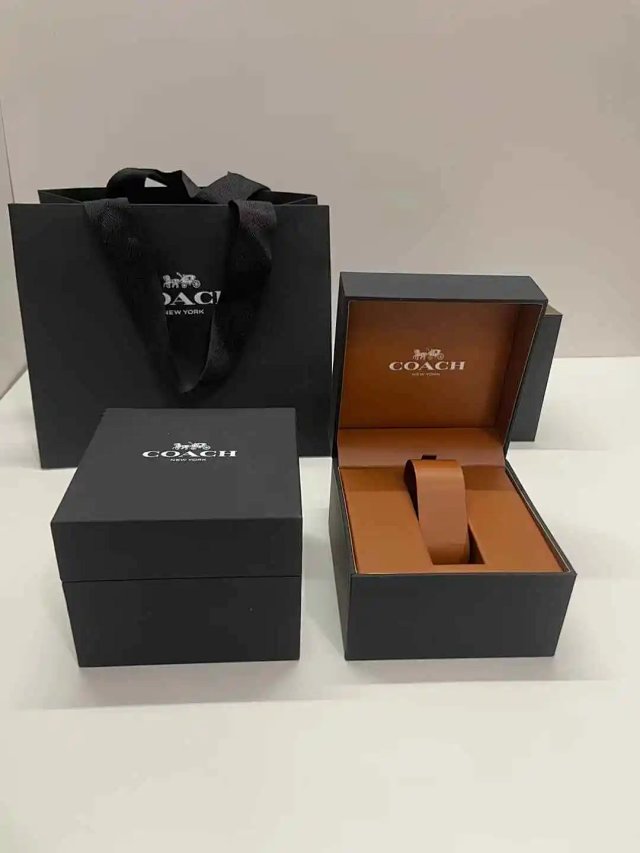 Coach Watch Box: seller detail photo 1