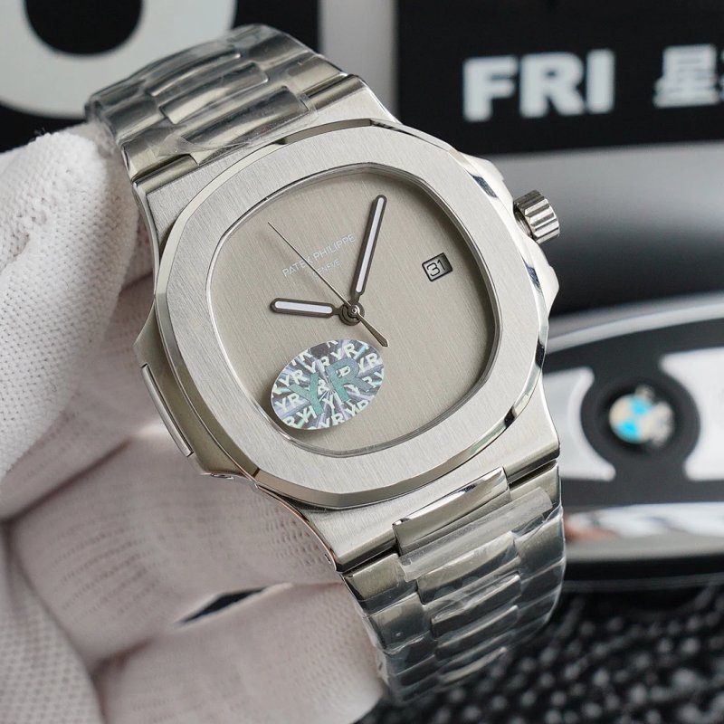 Watch from Yongwan