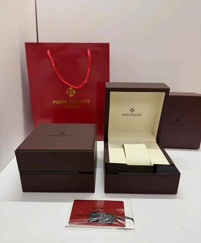 Patek Philippe Watch Box: seller detail photo 2