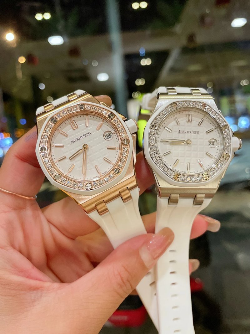 Watch from Guangzhou Xintai