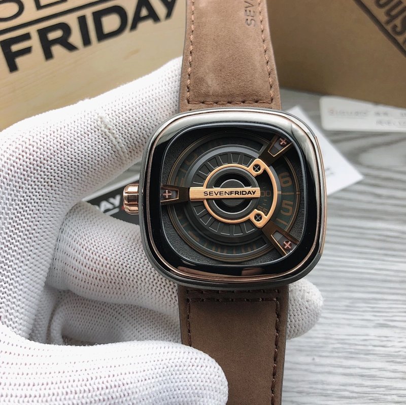 Watch from Yongwan