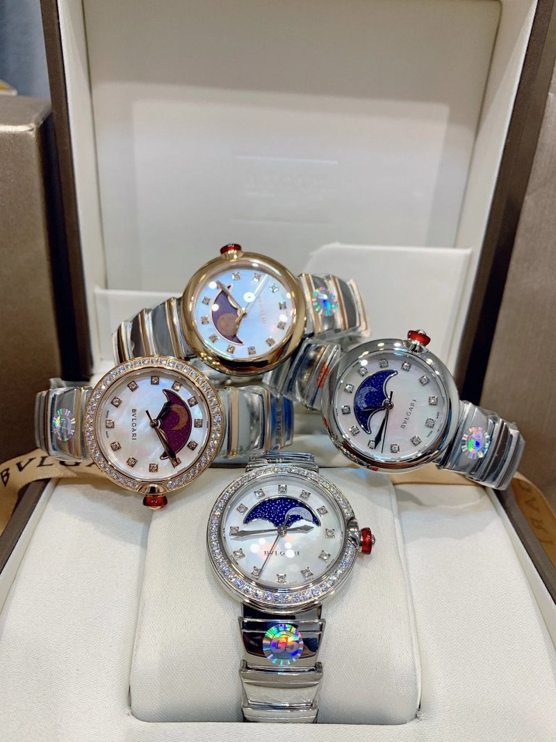 Bulgari Lacea 33mm Watch