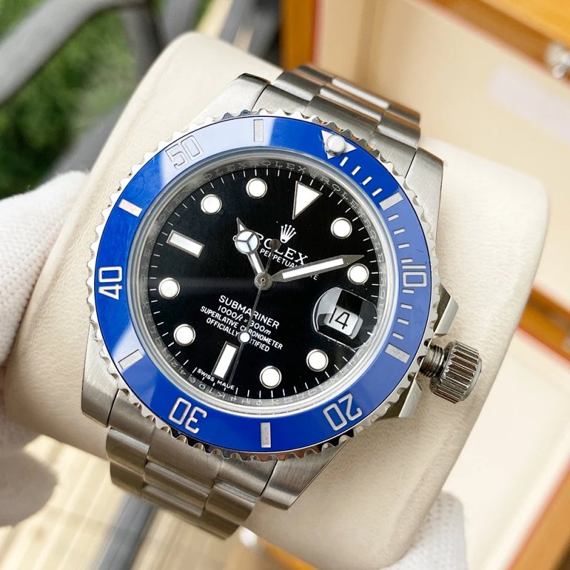 Watch from Yongwan