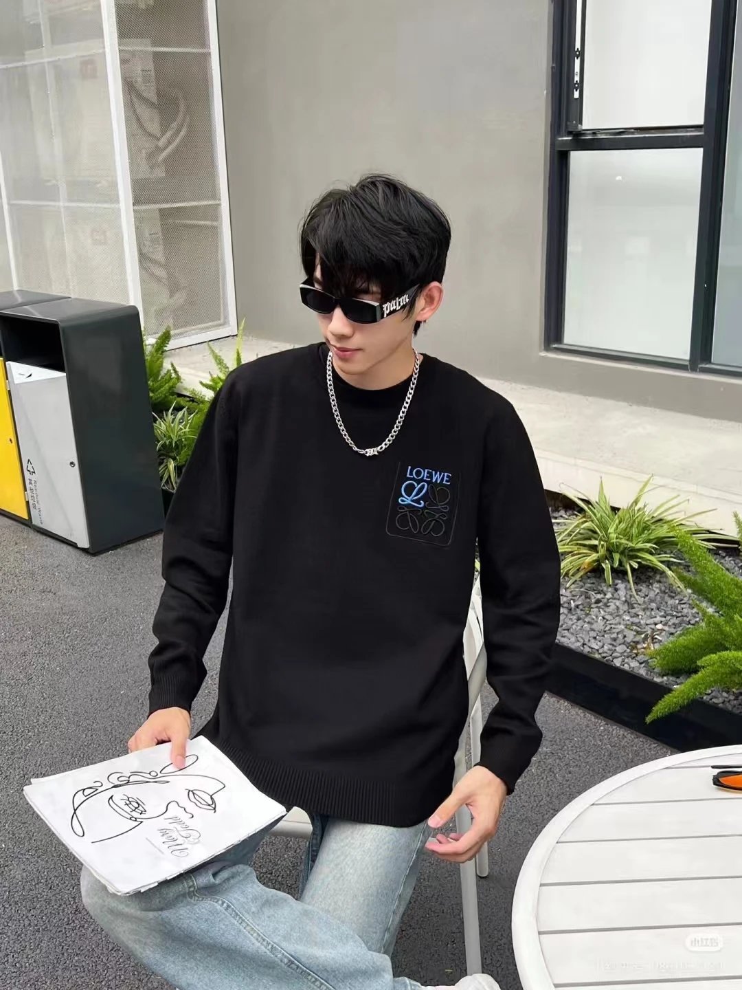 LOW Pocket Color-Change Letter Couple Sweater