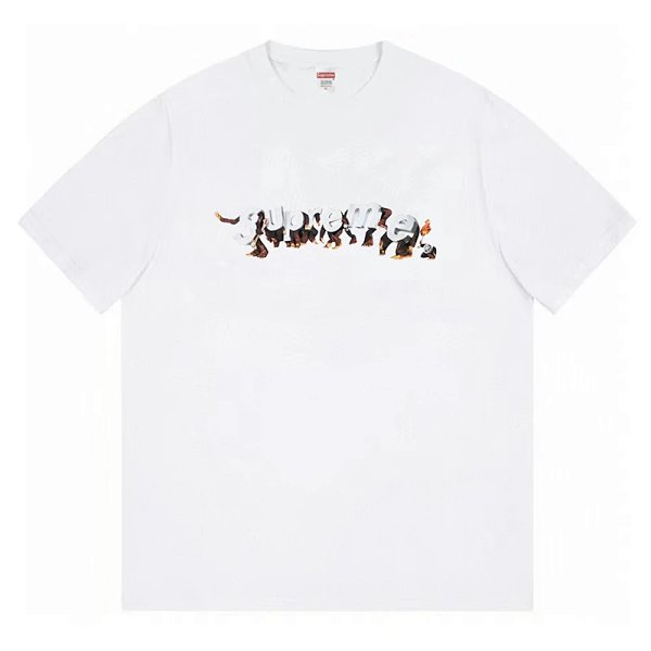 Supreme brand themed short-sleeved T-shirts