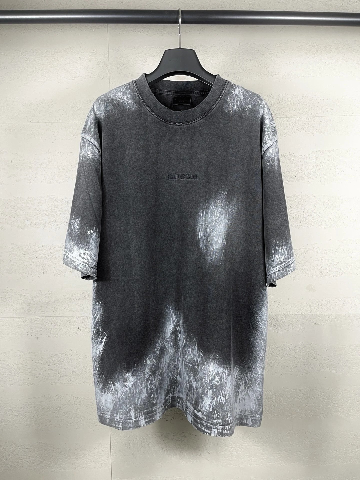 Embroidered Distressed Short Sleeve T-Shirt photo 7
