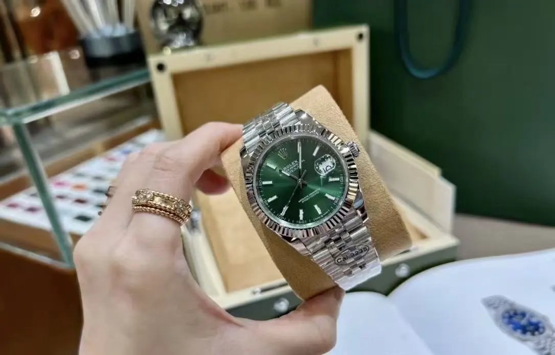 Log (Jade Green Dial)