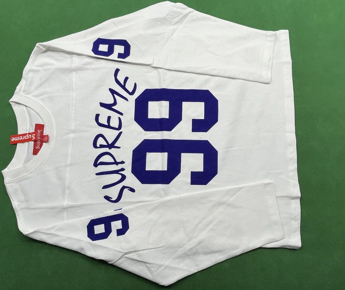 White long sleeved T-shirt