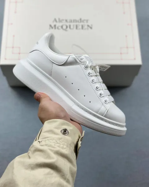 Alexander McQueen Oversized Sneakers White with Holographic Heel Tab Sneakers - 15