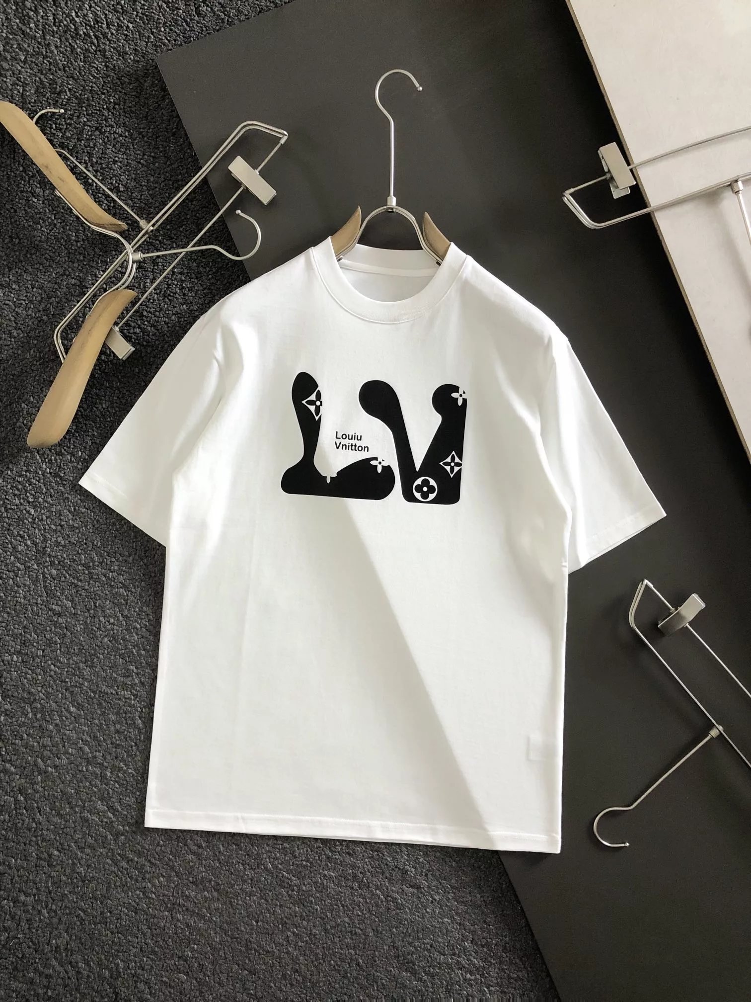 Product view 16