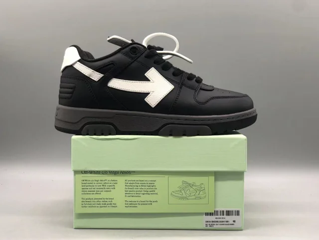 Off-White Sneakers Out Of Office low-top arrow product detail image 12