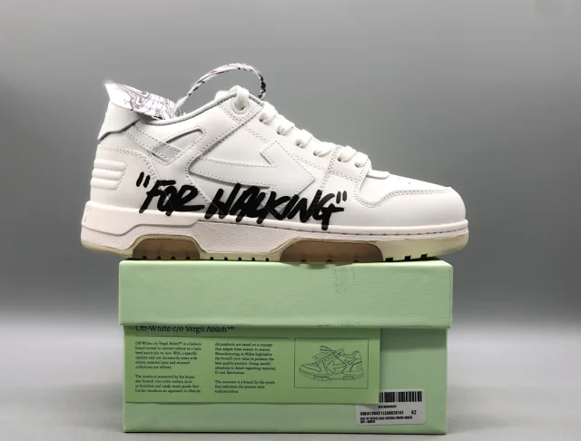 Off-White Sneakers Out Of Office low-top arrow product detail image 4