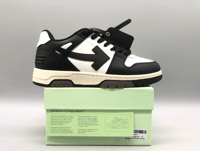 Off-White Sneakers Out Of Office low-top arrow product detail image 3
