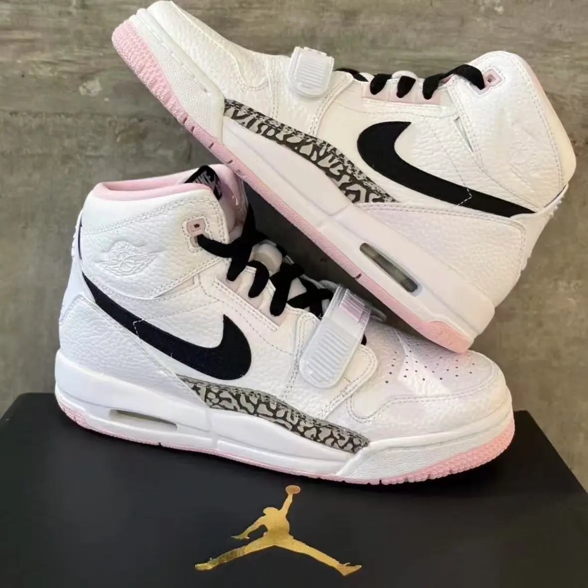 纯原/实拍/高品质/头层/鞋垫刷胶/Air Jordan Legacy AJ312 乔丹最强三合一 樱花粉白 高帮文化运动篮球鞋 男女同款 尺码 36-47.5
