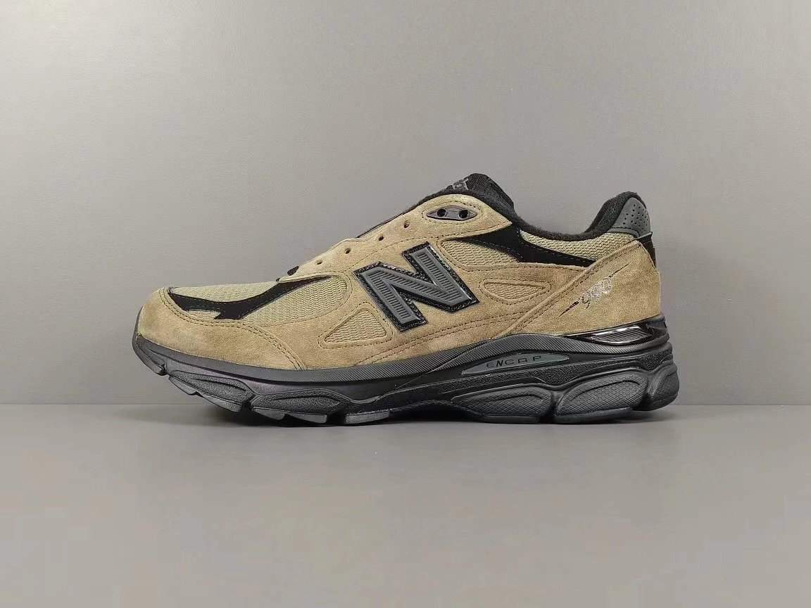 New Balance 990v3 Burgundy Running Shoes - 13