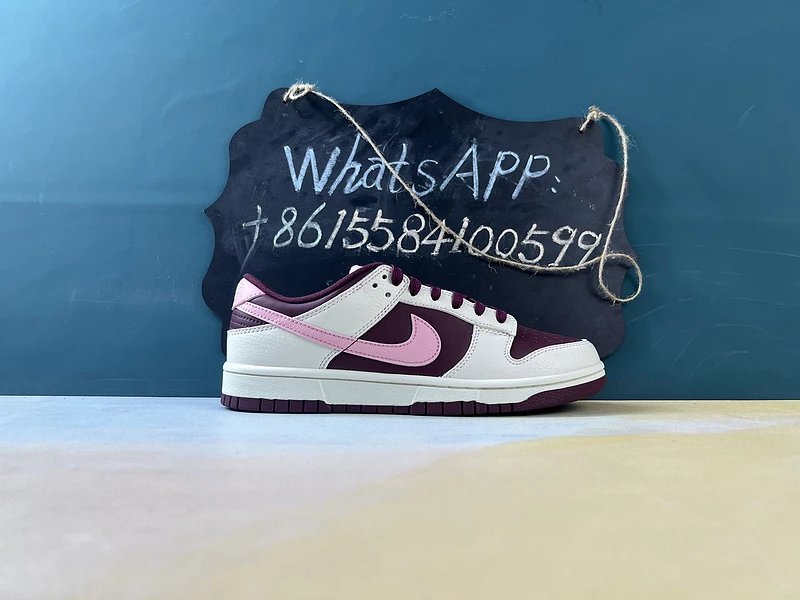Valentines day Dunk VT Batch - Shoes