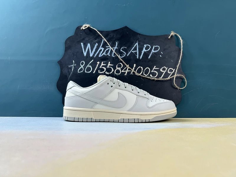 VT Batch Nike Dunk Low Sail Light Bone