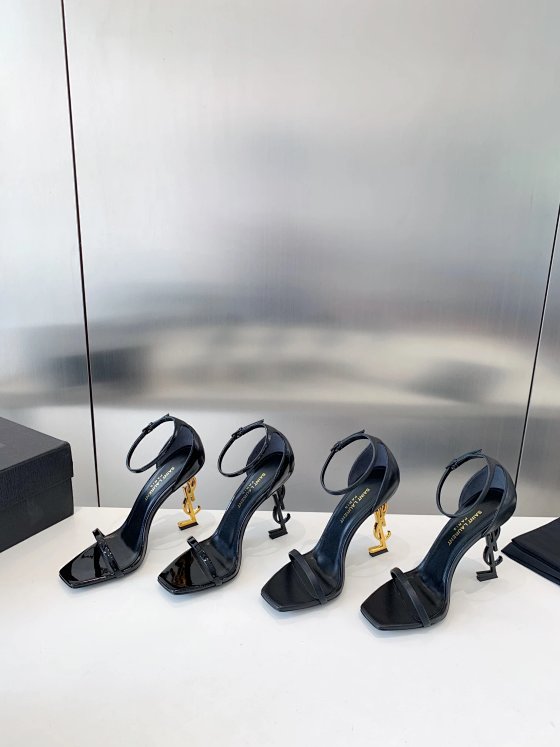 N Y high-heeled sandals (non quality issues, non refundable)