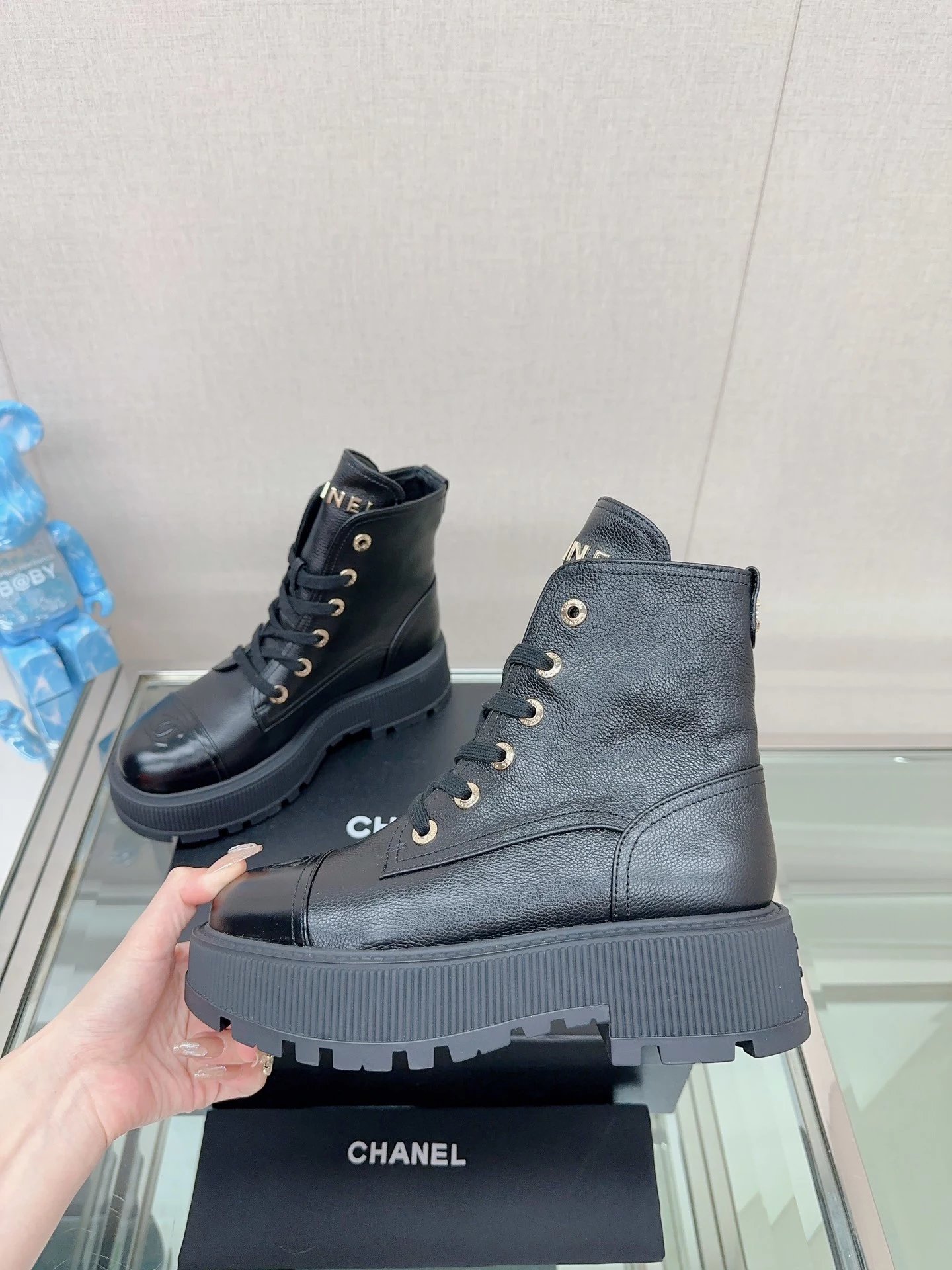 C J 厚底系带马丁靴 7