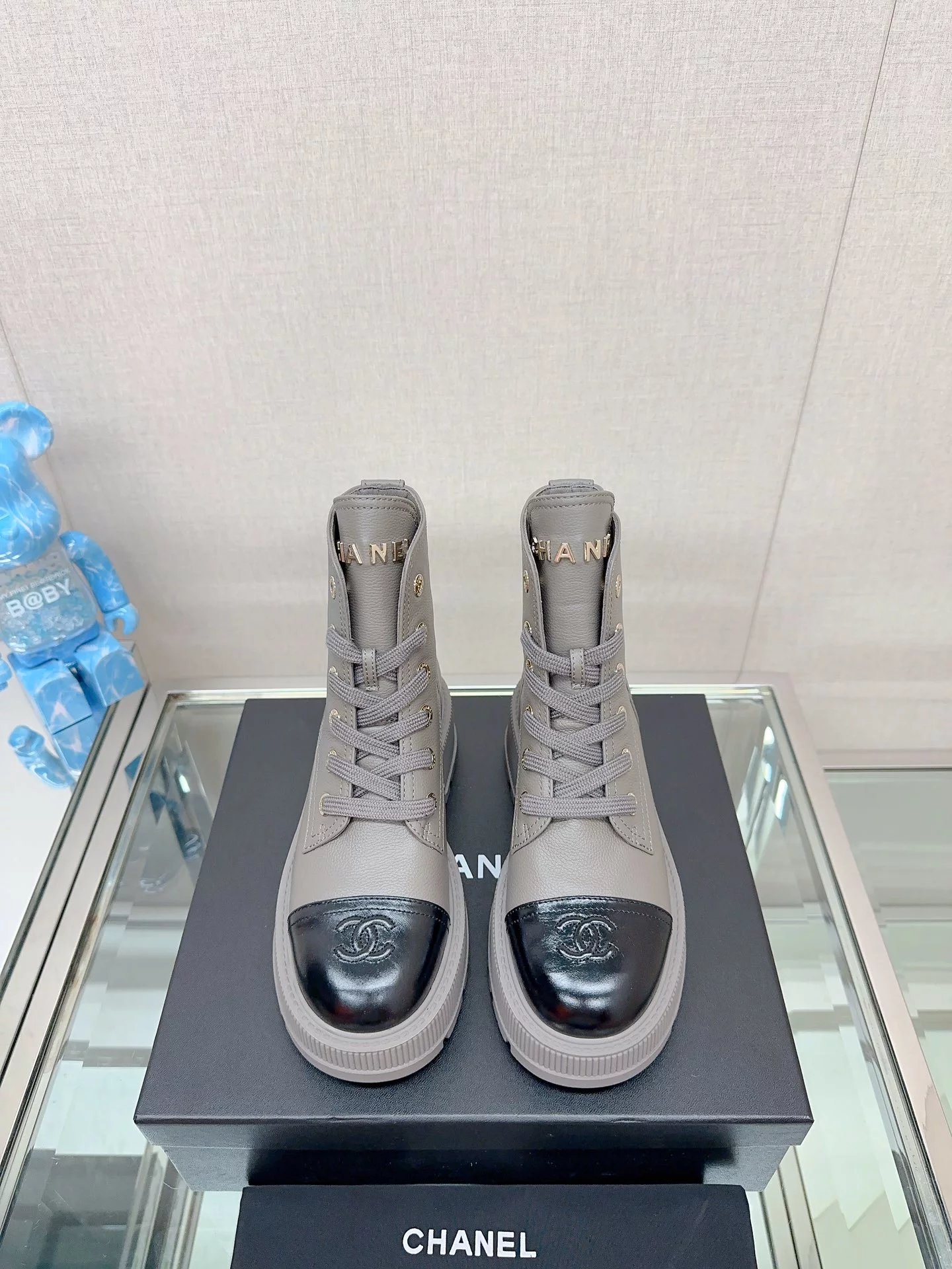 C J 厚底系带马丁靴 3
