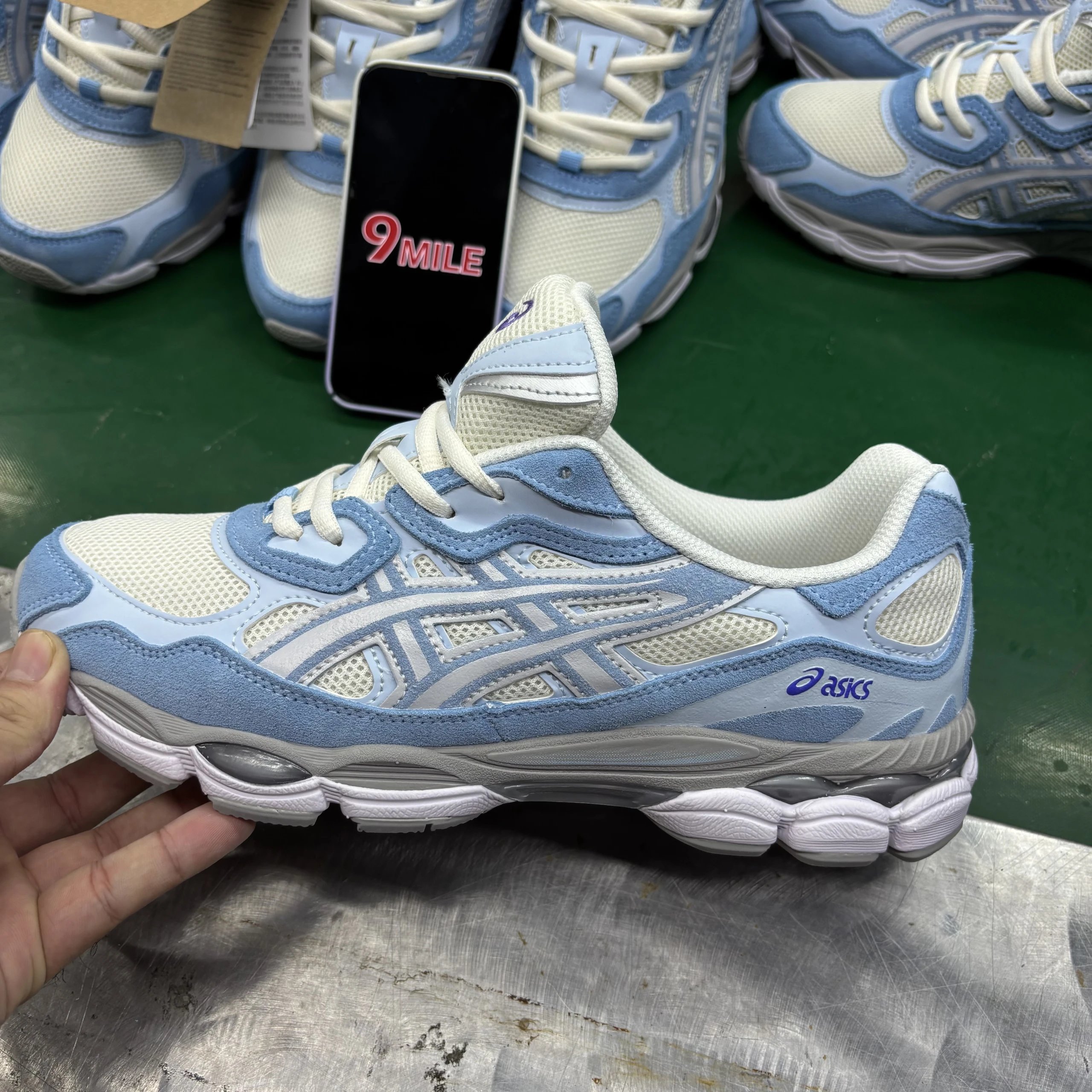 Cream Arctic Sky 1203A383-107
