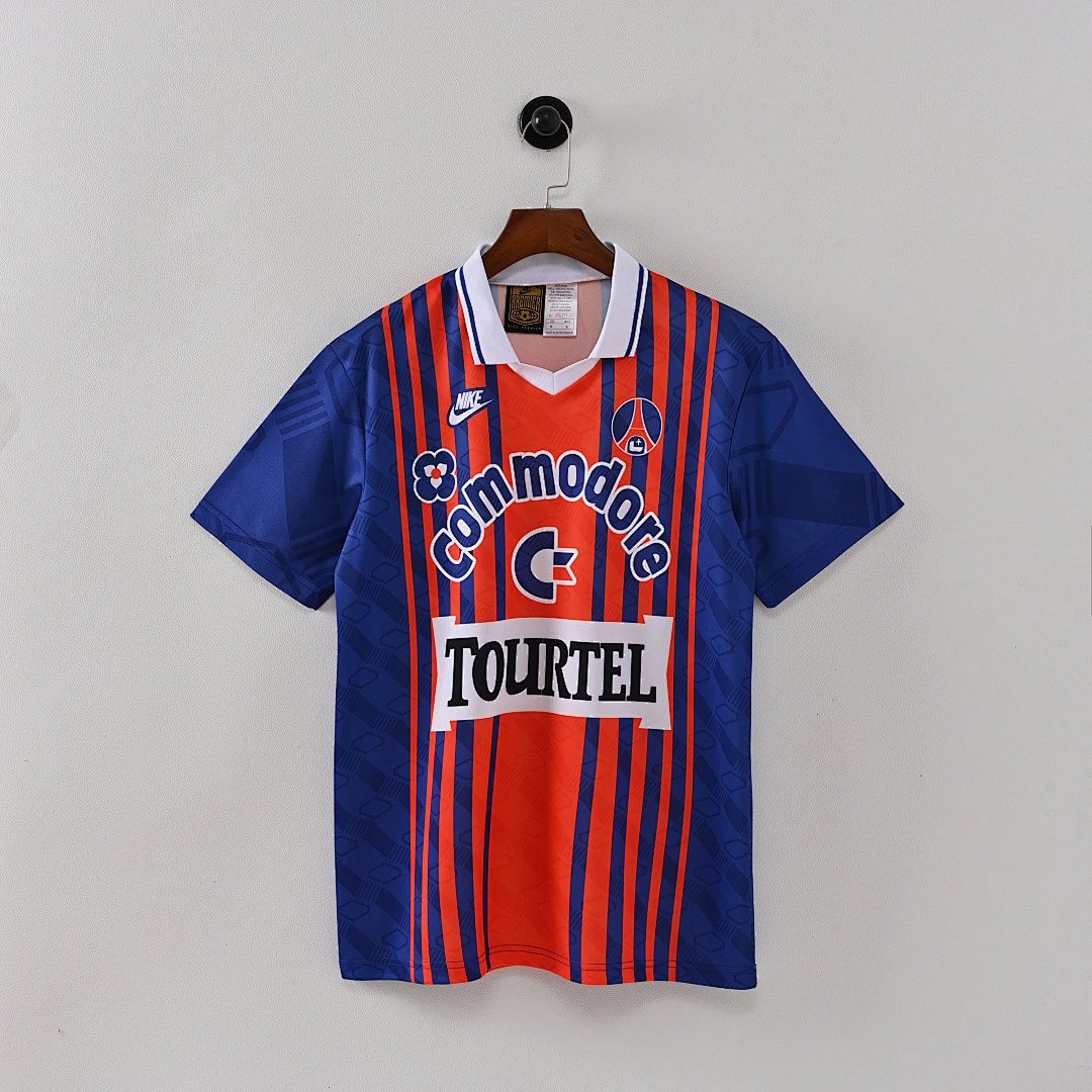 93-94 Paris home court