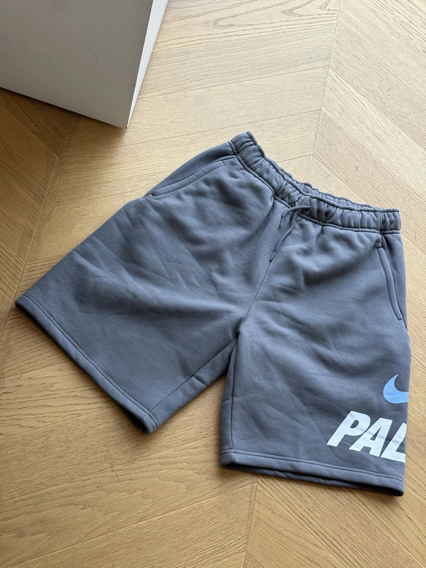 Nike Co branded Contrast Printed Shorts (Dark Grey)