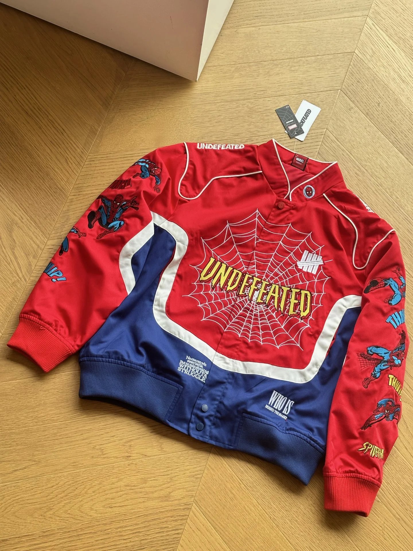Spider Man collaboration embroidered retro long sleeved jacket (red with navy blue)