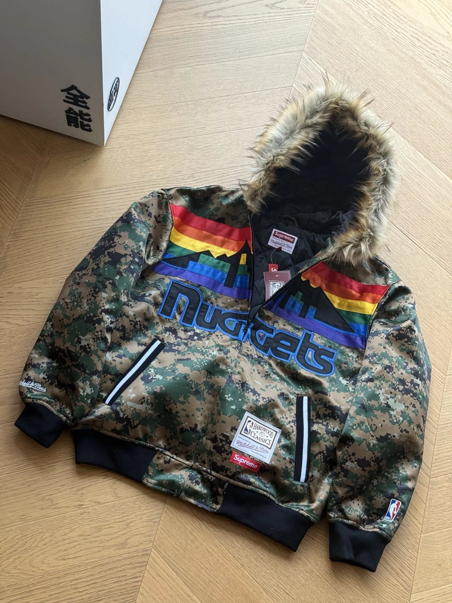 Supreme collaboration American retro sports hooded jacket (camouflage)
