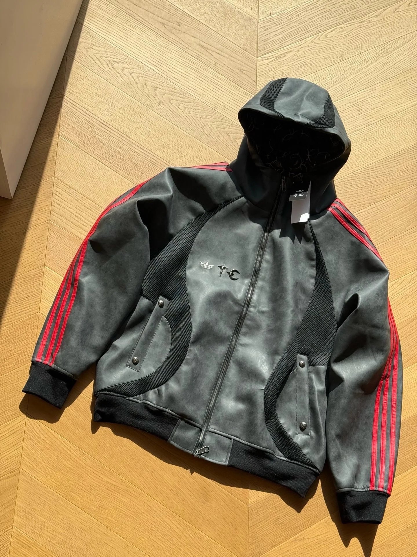 Adidas Joint Sports Hooded Zipper Comfortable Jacket