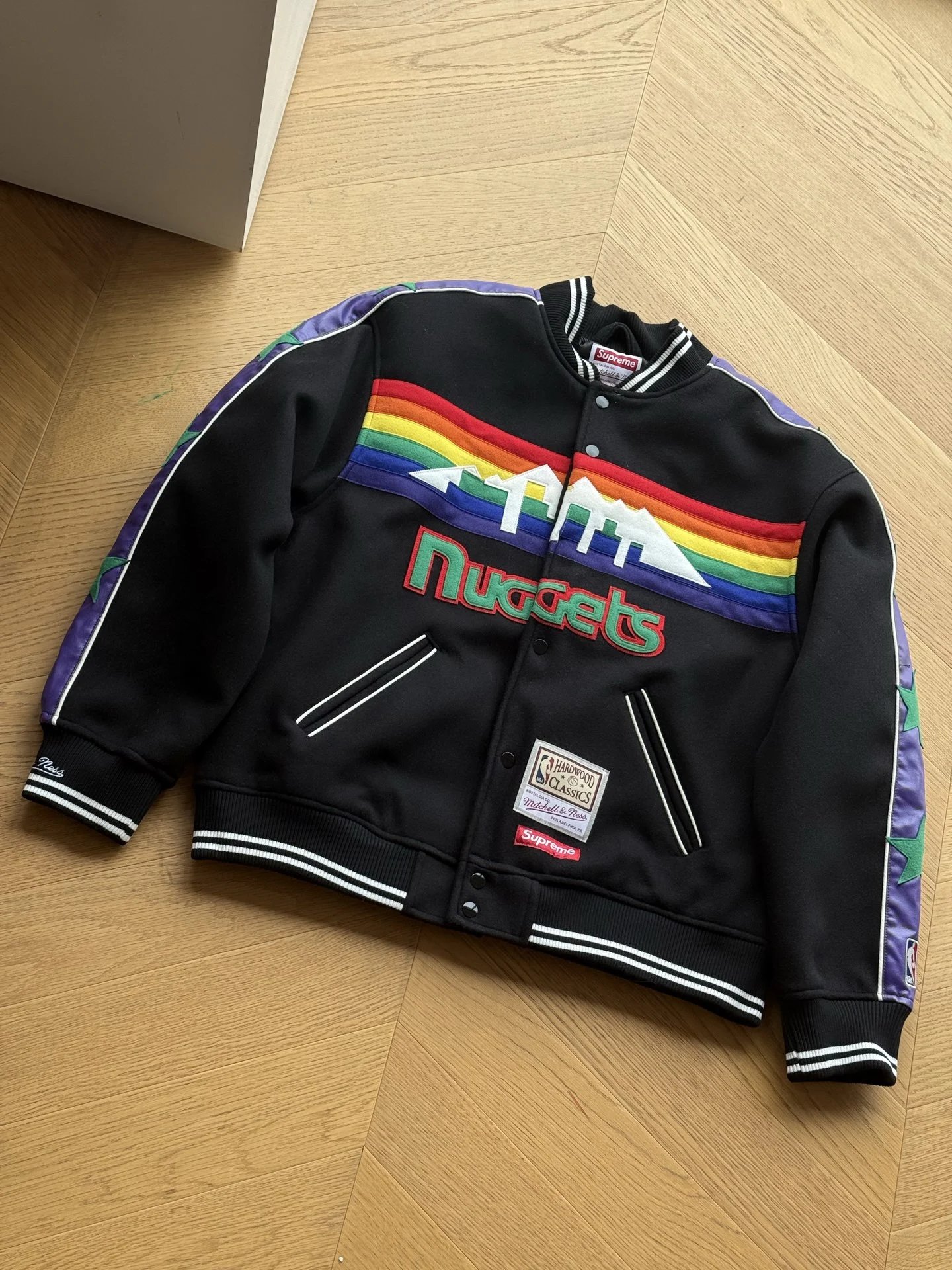 Co branded pentagram embroidered striped baseball jacket (black)