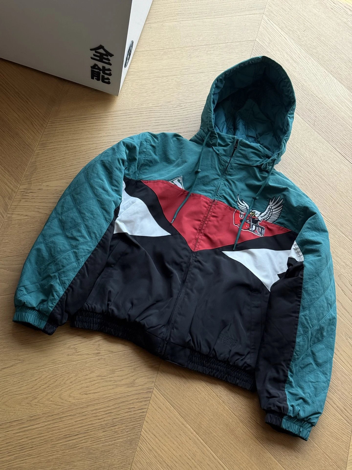 Supreme collaboration detachable hood sports jacket (black with green)