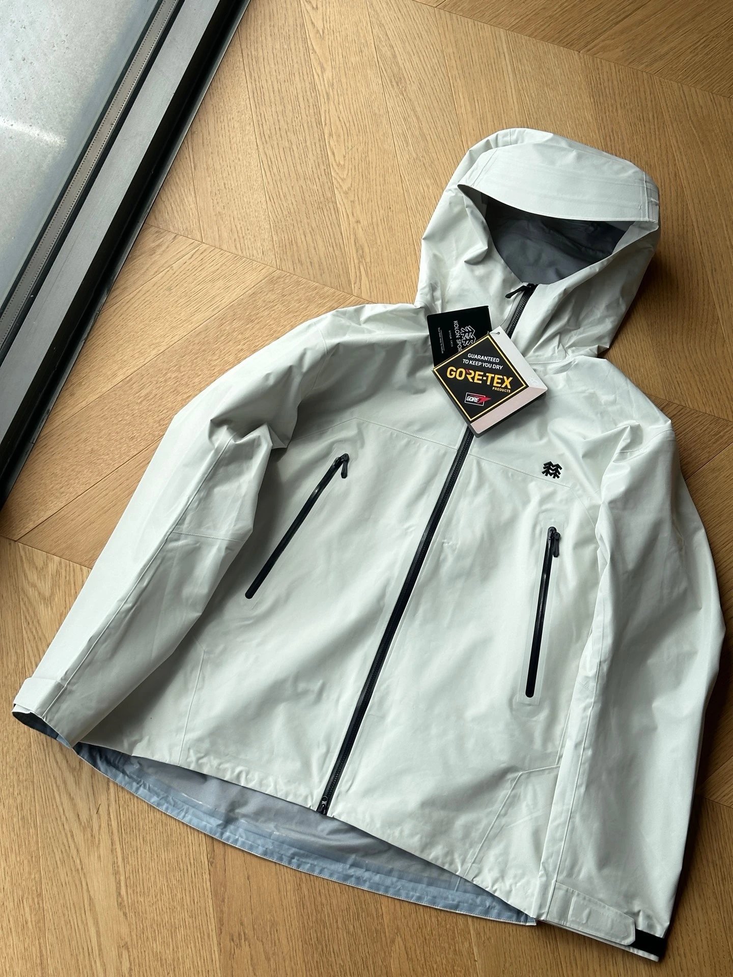 Pressed hard shell outdoor assault suit (beige)