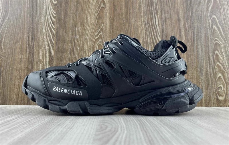 TRACK SNEAKER All Black