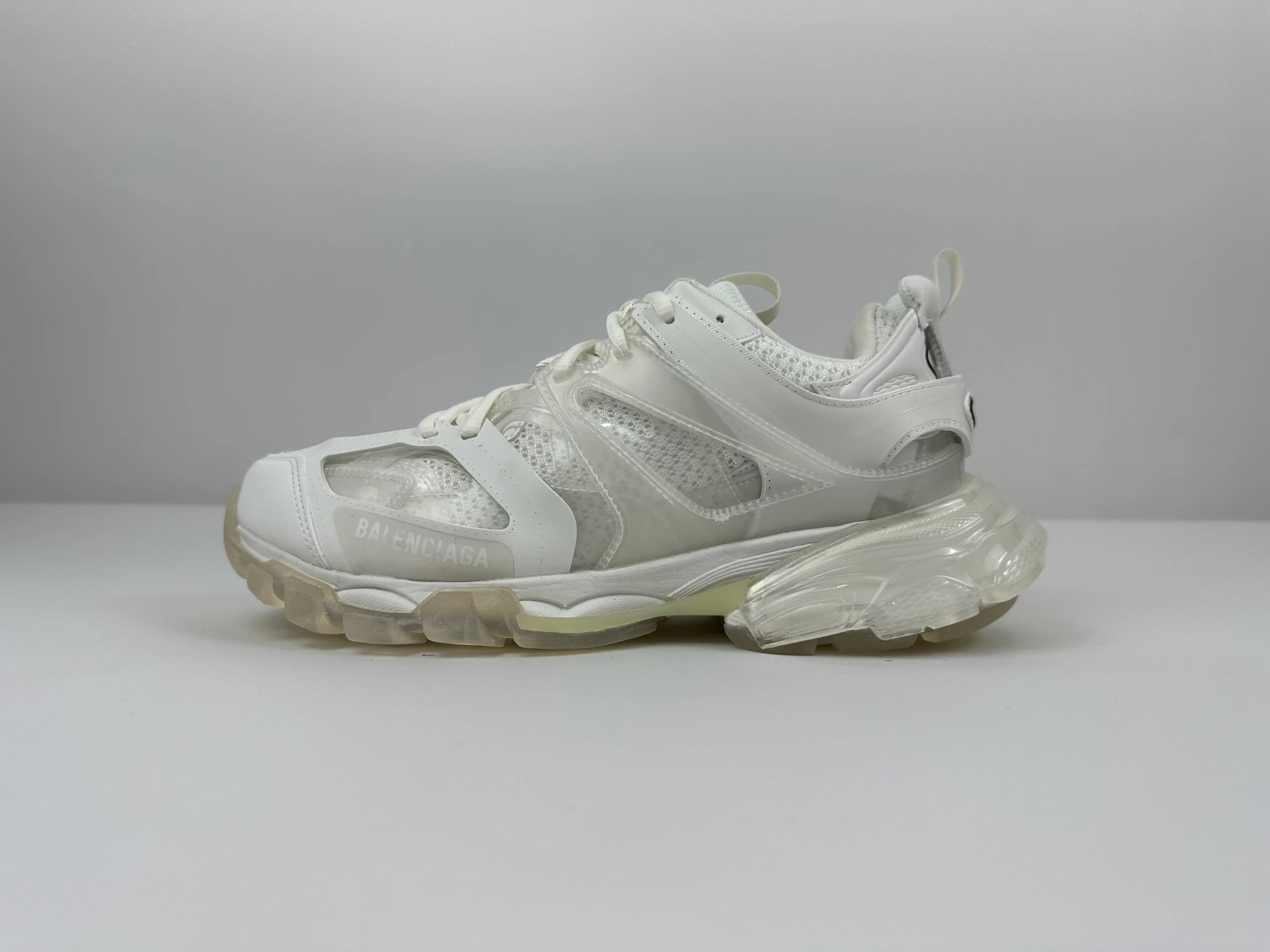 Paris 3.0 Transparent White