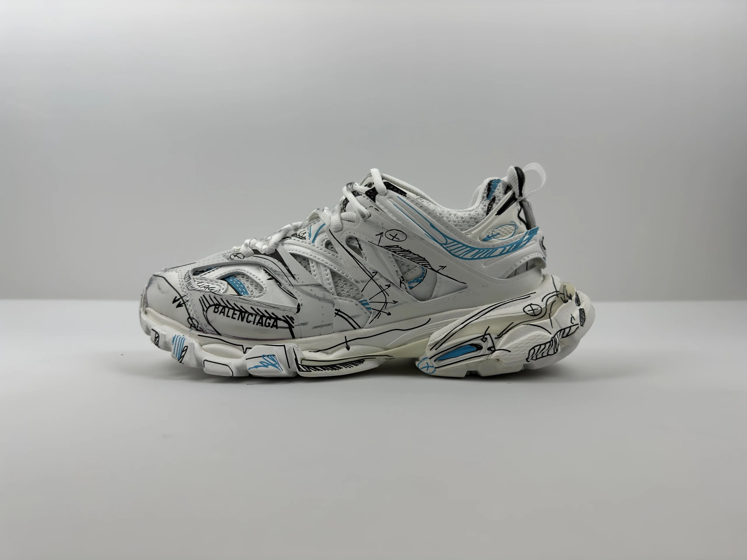Paris 3.0 Graffiti White Blue
