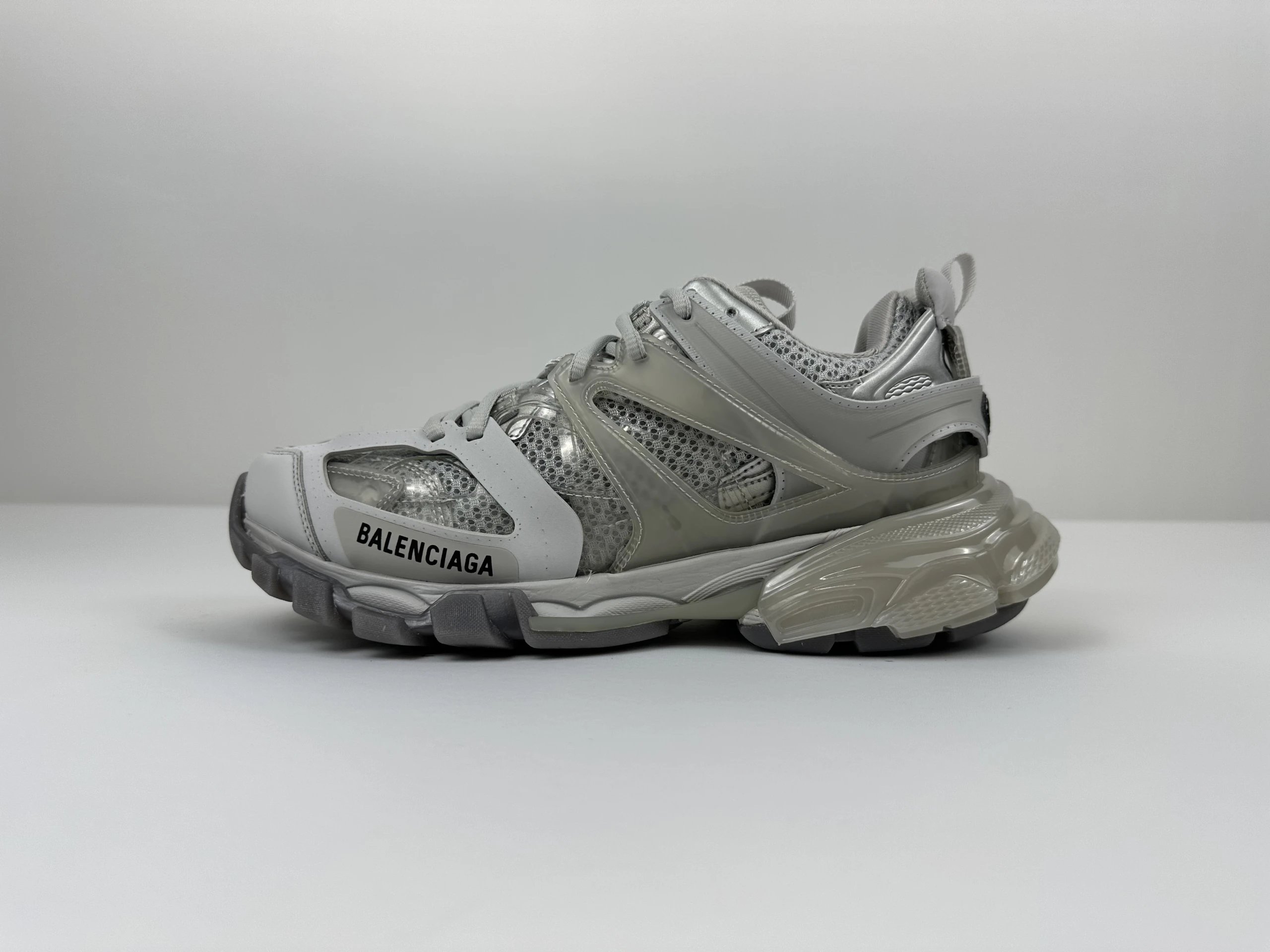Paris 3.0 Transparent Grey