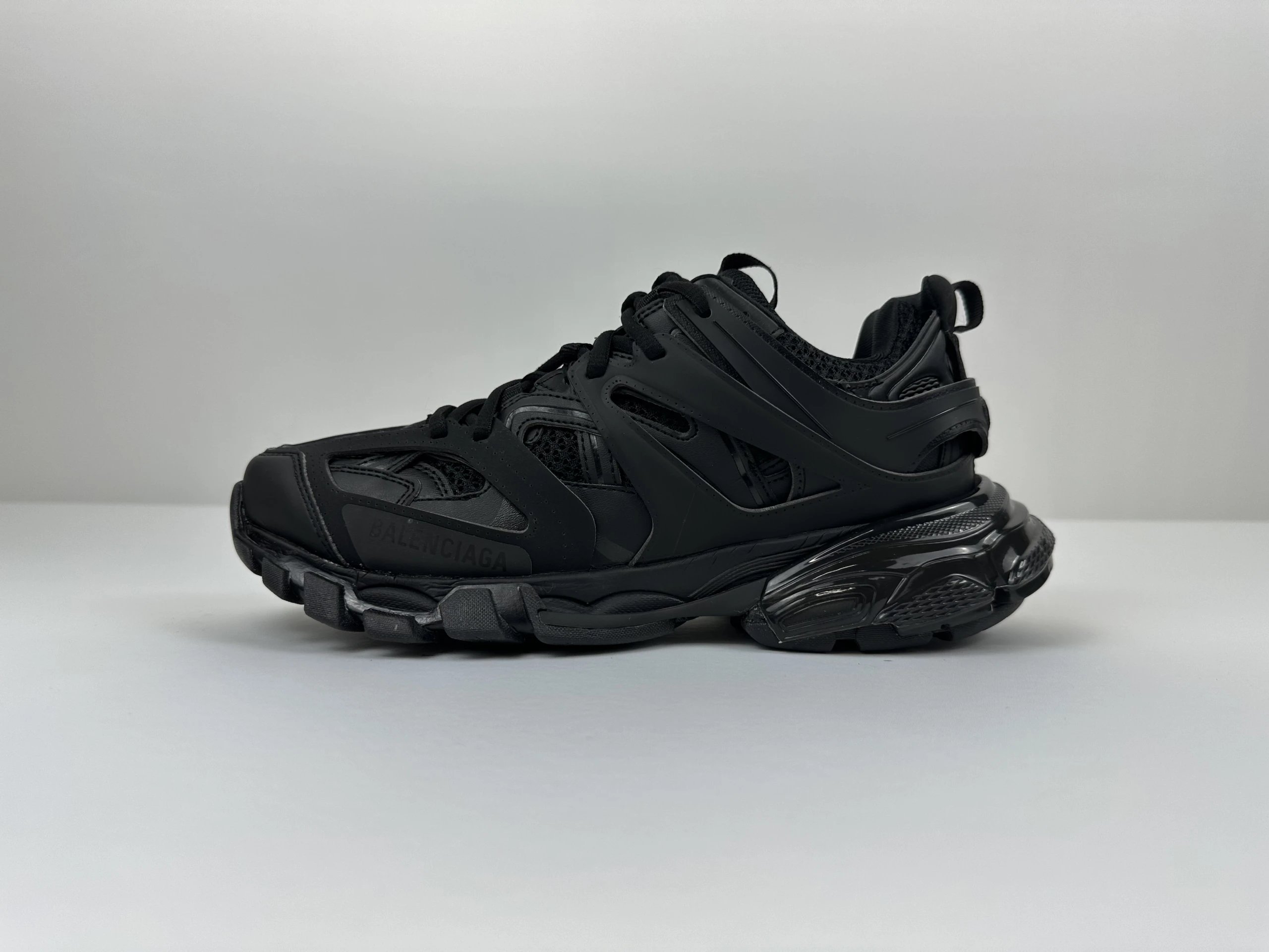 Paris 3.0 Transparent Black